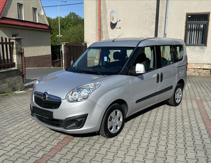 Opel Combo 9
