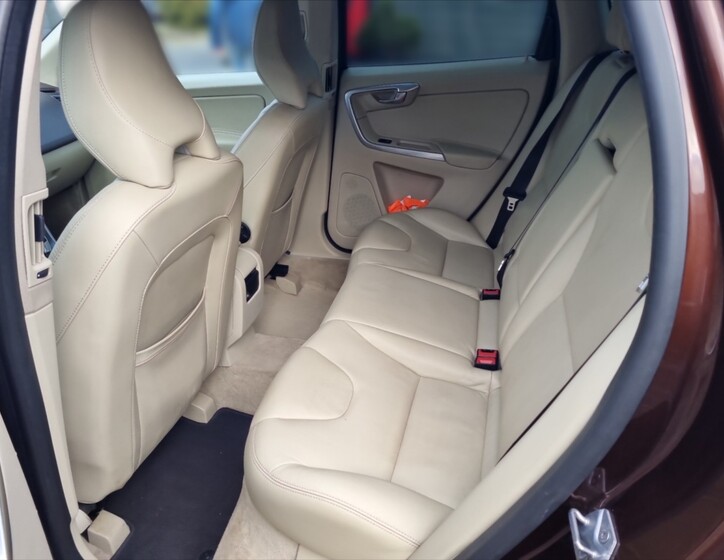 Volvo XC60 7