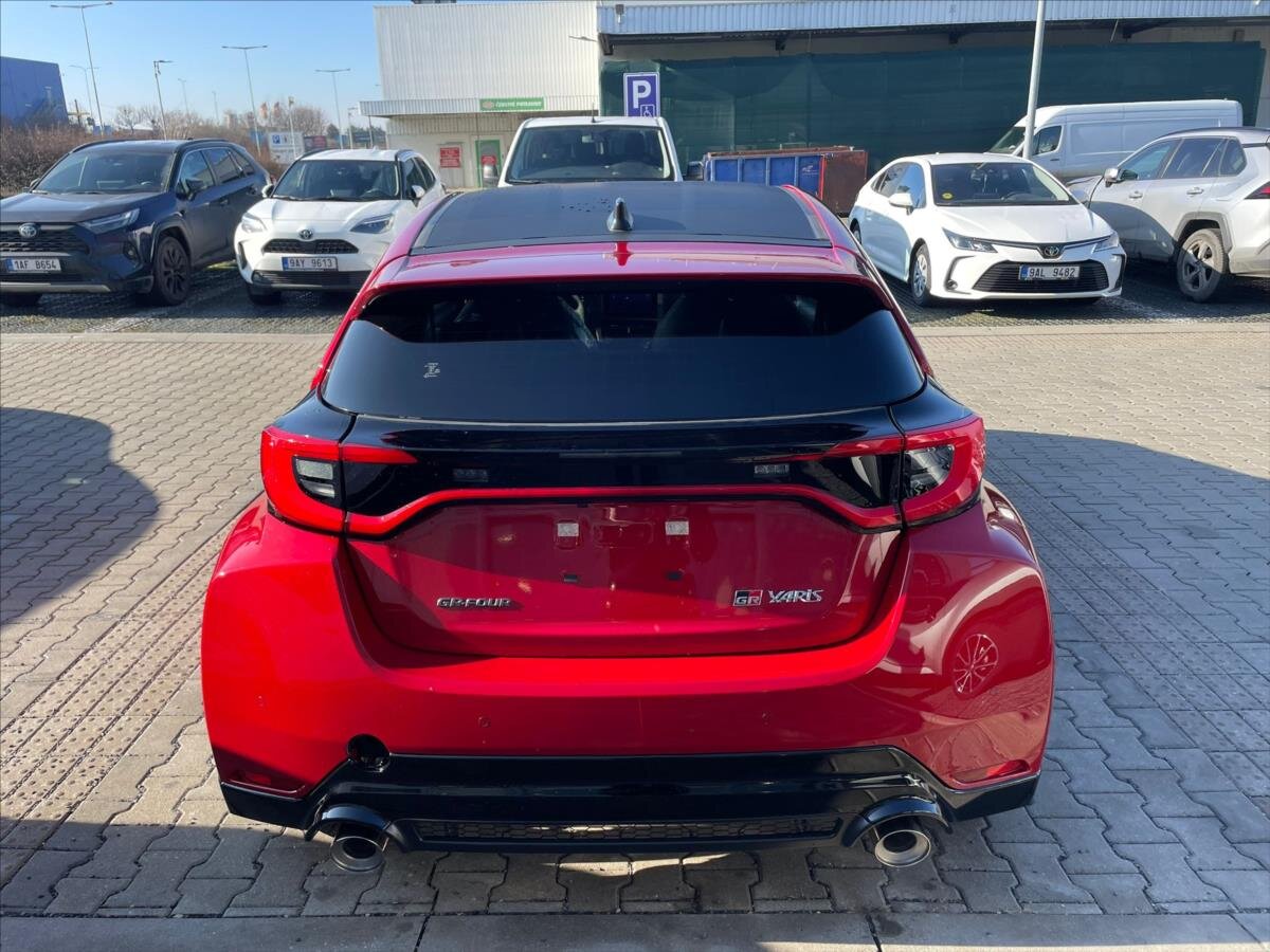 Toyota GR Yaris Hatchback 1,6 l 206 kw