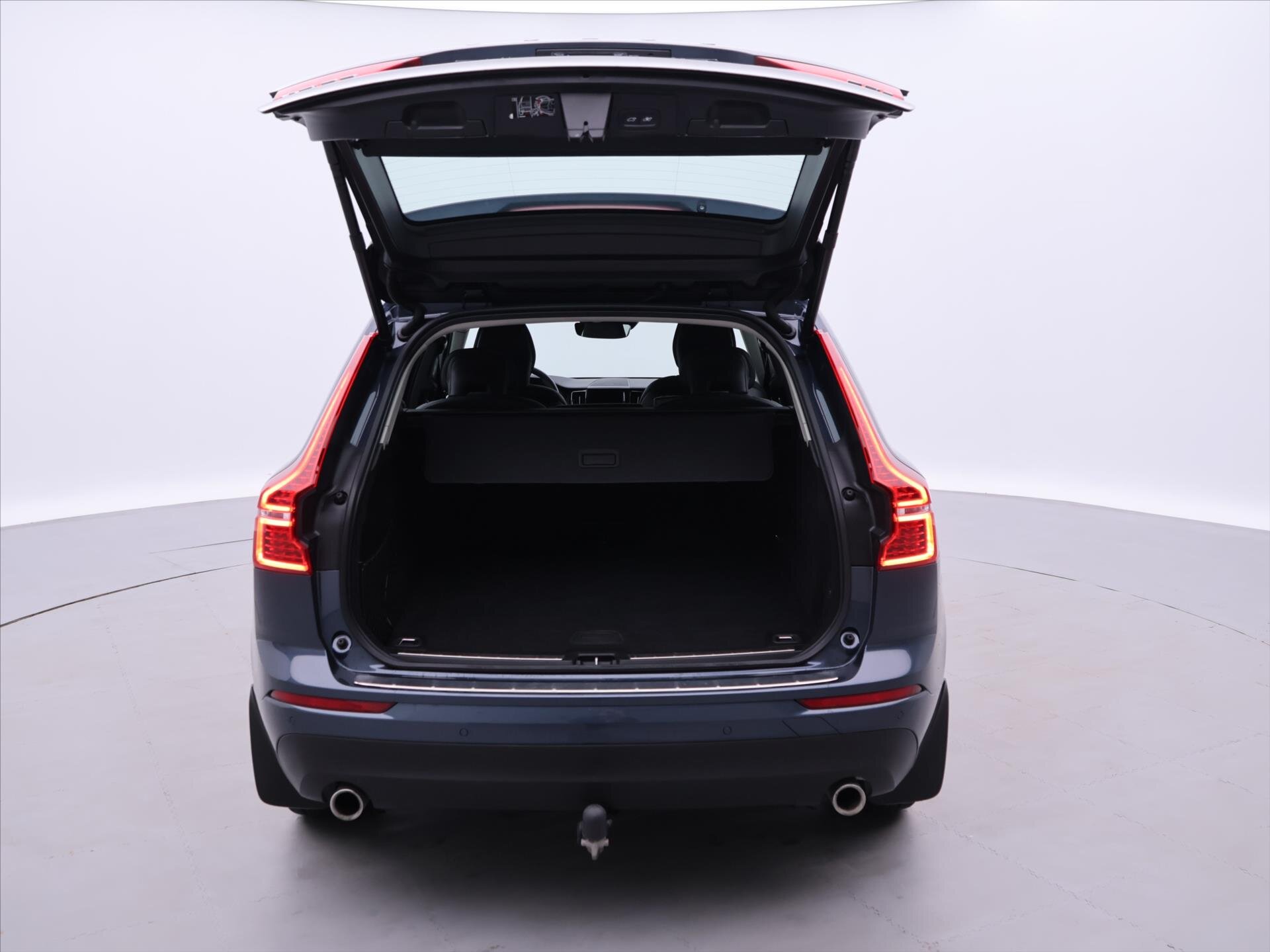 Volvo XC60 SUV / Terénní 2,0 l 145 kw