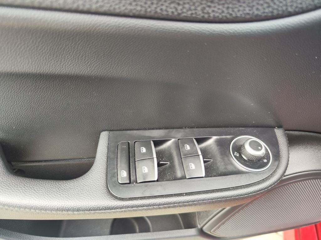 Alfa Romeo Giulia Sedan / Limuzína 2,1 l 110 kw