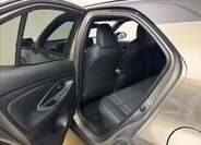 Toyota Yaris Cross SUV 1,5 l 96 kw