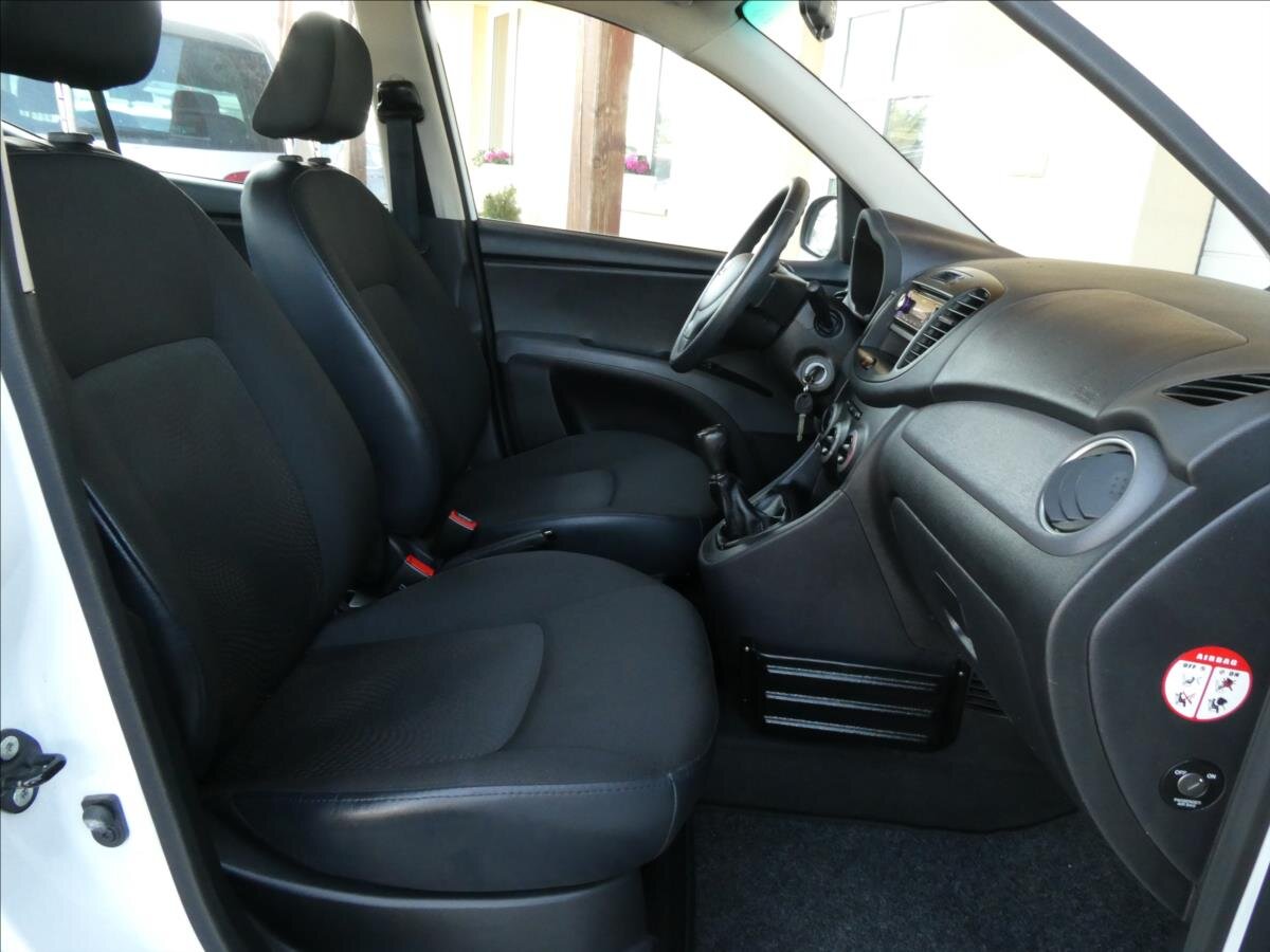 Hyundai i10 Hatchback 1,1 l 51 kw