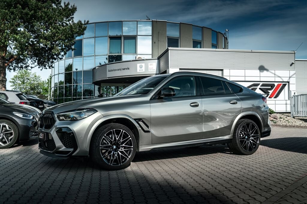 BMW X6 SUV / Terénní 4,4 l 460 kw