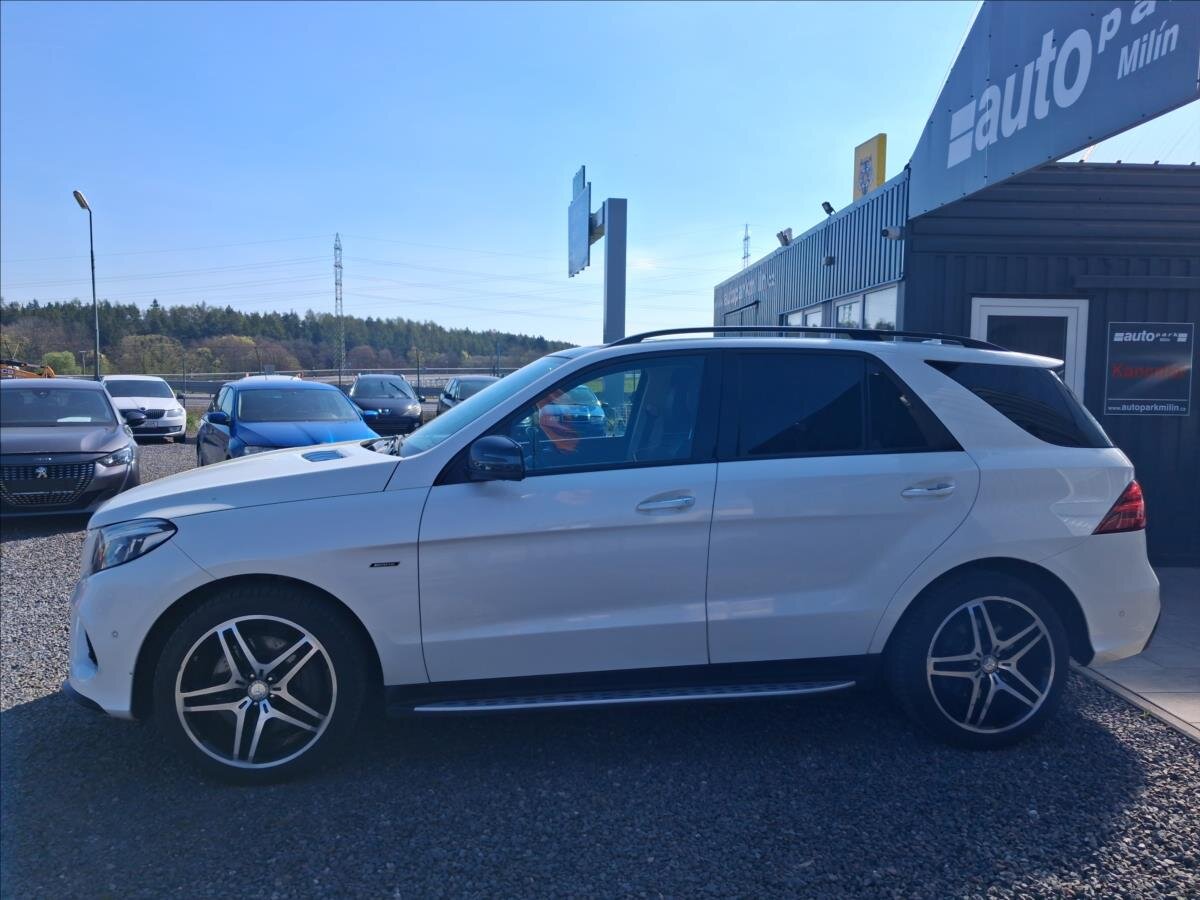 Mercedes-Benz GLE Kombi 3,0 l 270 kw