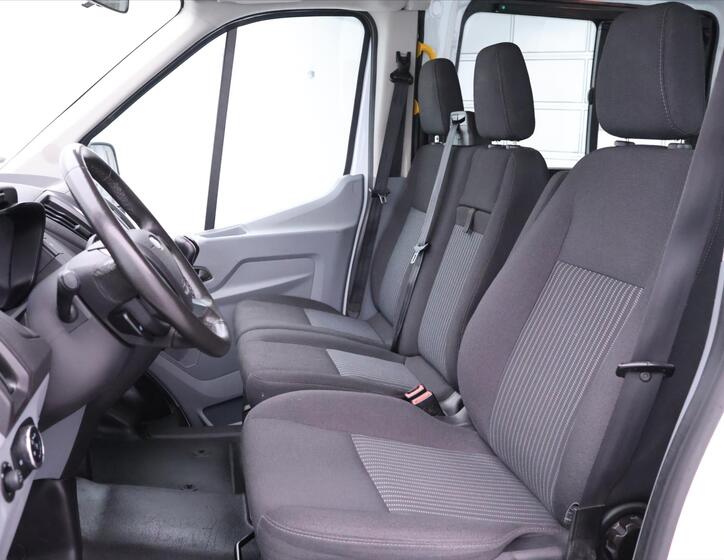 Ford Transit 10
