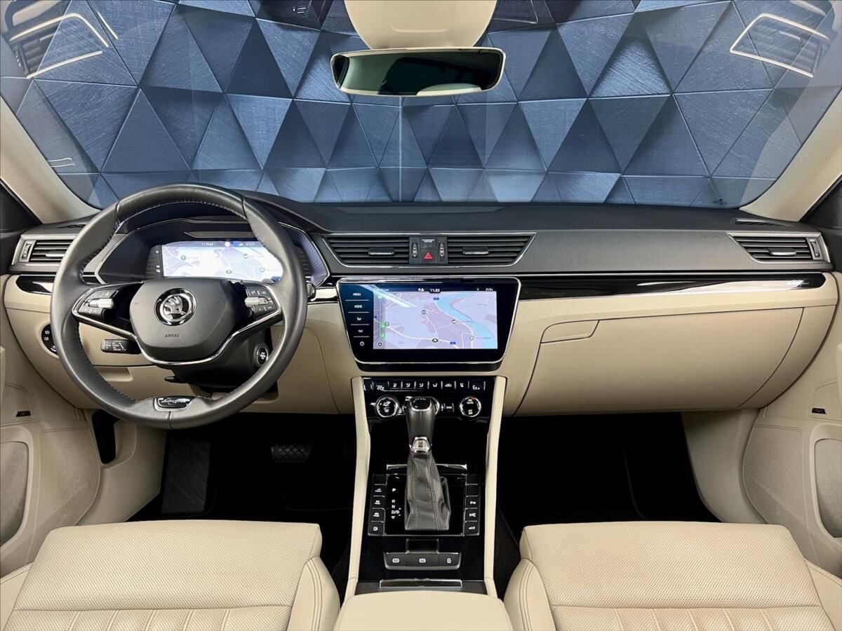 Škoda Superb Kombi 1,4 l 160 kw