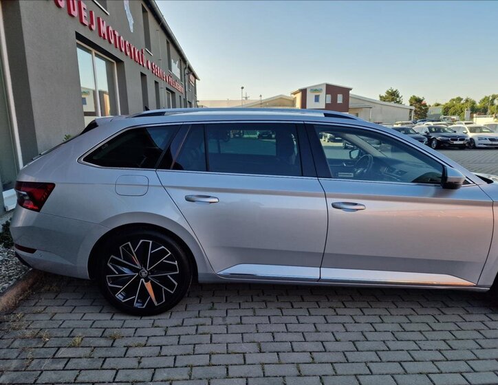 Škoda Superb Kombi 2,0 l 147 kw