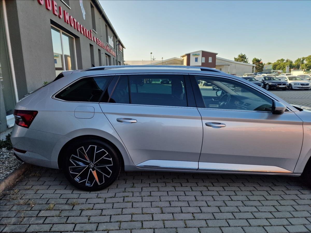 Škoda Superb Kombi 2,0 l 147 kw