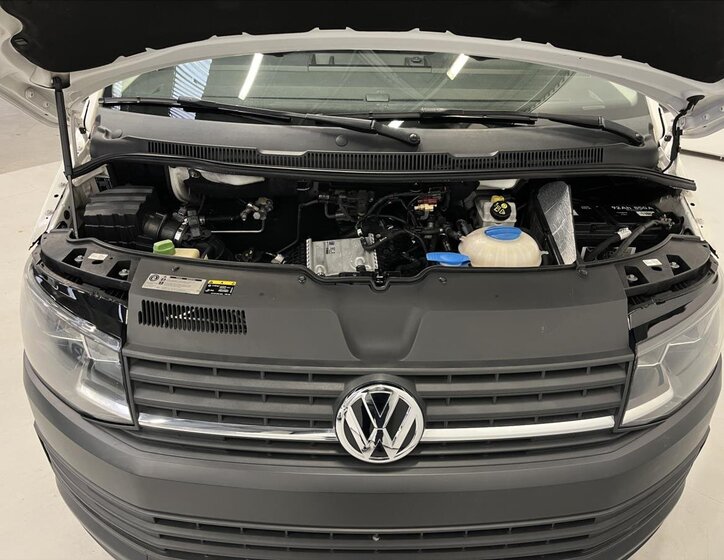 Volkswagen Transporter Kombi 2,0 l 75 kw