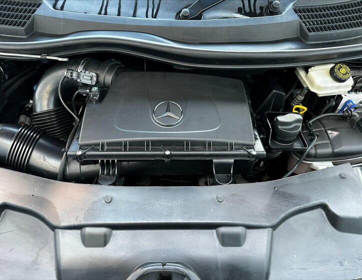 Mercedes-Benz Vito 32