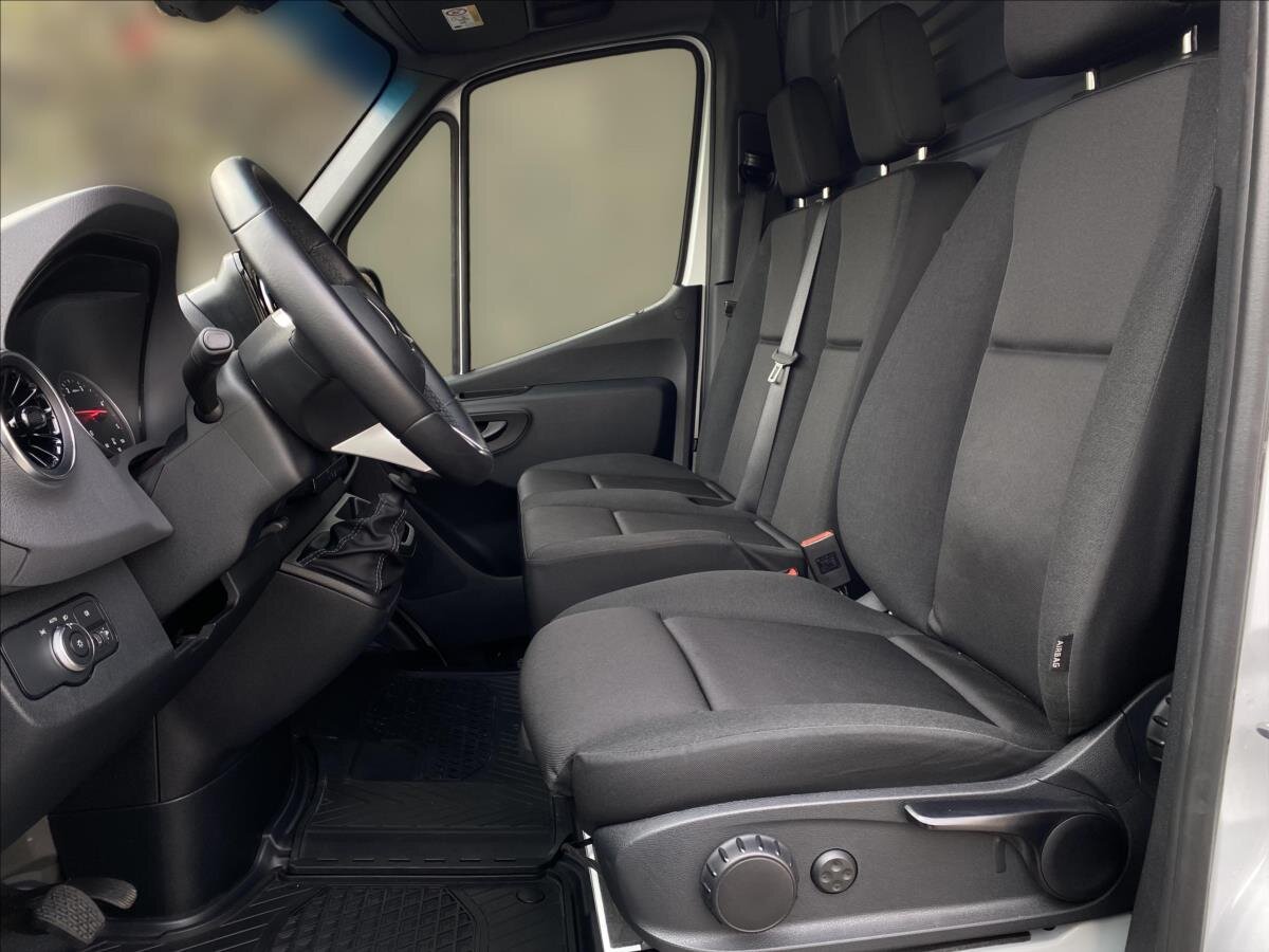 Mercedes-Benz Sprinter Skříň 2,0 l 110 kw