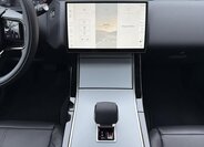 Land Rover Range Rover Velar SUV 2,0 l 150 kw