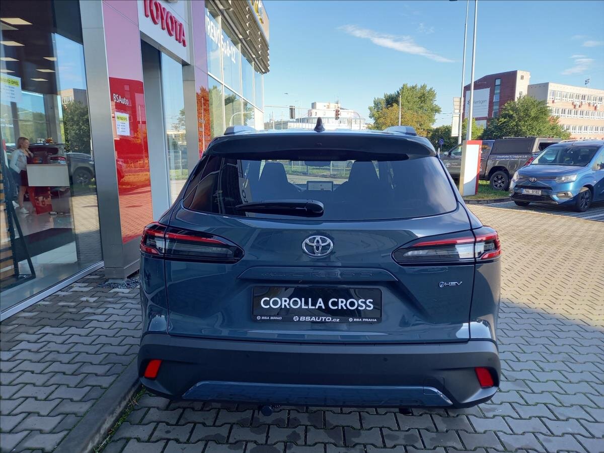 Toyota Corolla Cross SUV 1,8 l 70 kw