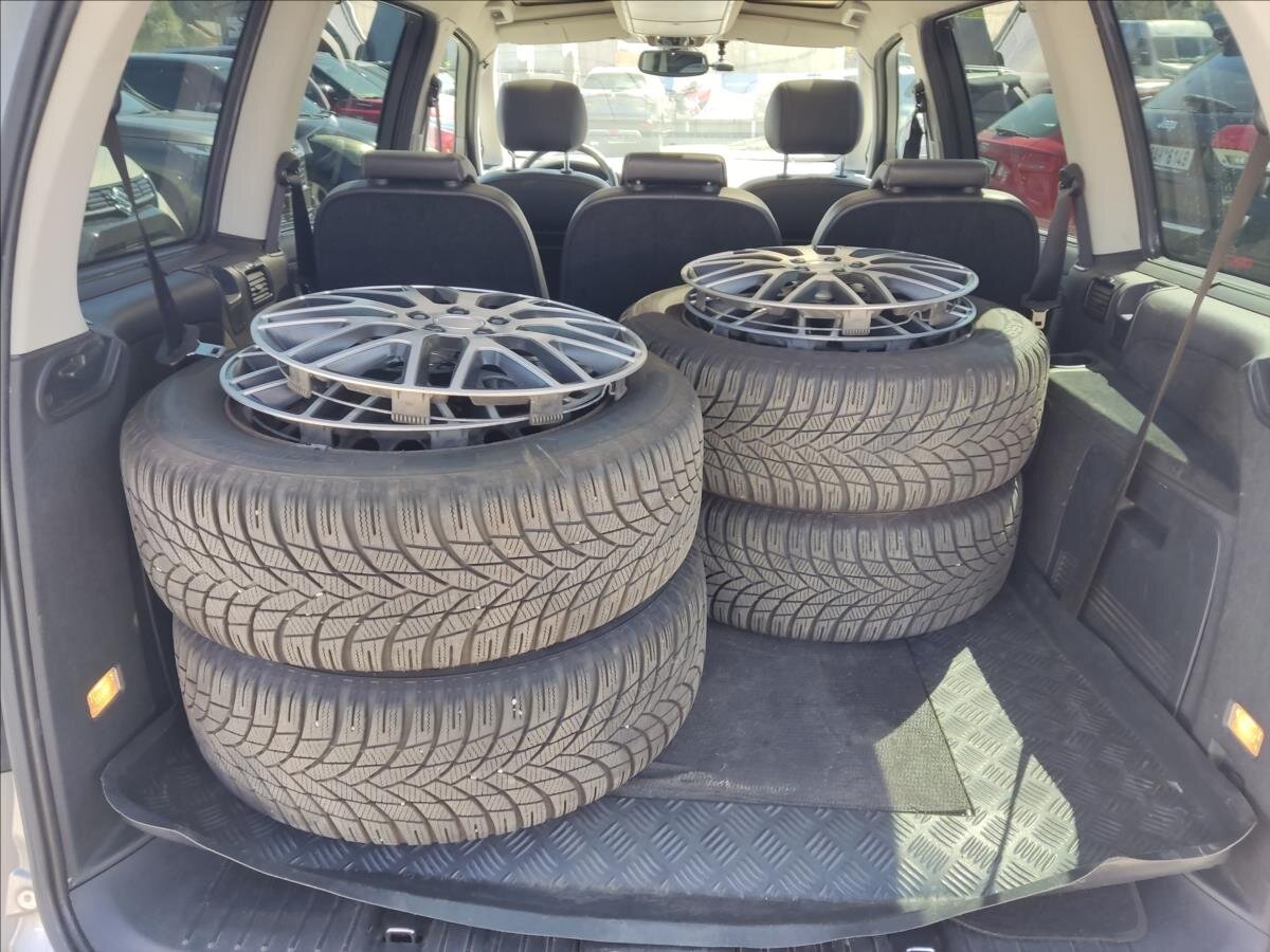 Ford Galaxy Kombi 2,0 l 103 kw