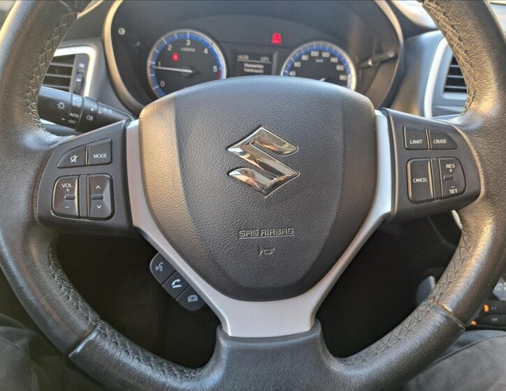 Suzuki SX4 S-Cross Hatchback 1,6 l 88 kw