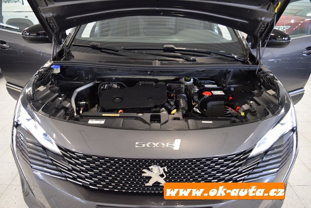 Peugeot 5008 MPV 1,5 l 96 kw