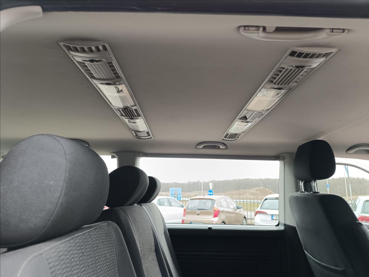 Volkswagen Caravelle MPV 2,0 l 110 kw