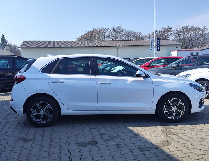 Hyundai i30 Hatchback 1,5 l 117 kw