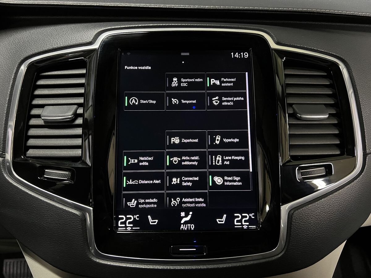 Volvo XC90 SUV 2,0 l 173 kw