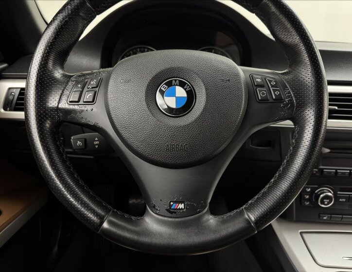 BMW Řada 3 Kabriolet 2,0 l 125 kw