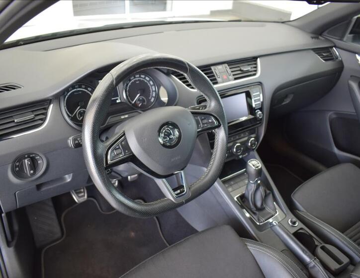 Škoda Octavia 9