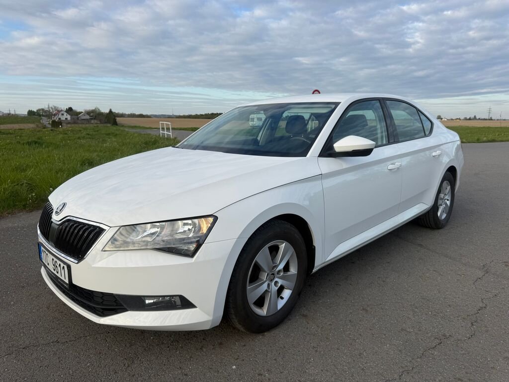 Škoda Superb Sedan / Limuzína 2,0 l 110 kw