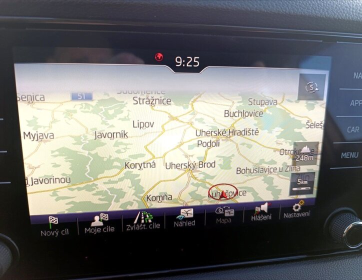 Škoda Karoq SUV / Terénní 2,0 l 110 kw