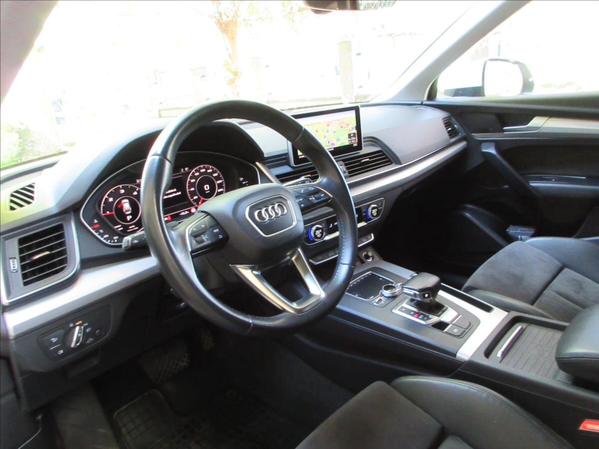 Audi Q5 SUV / Terénní 2,0 l 140 kw