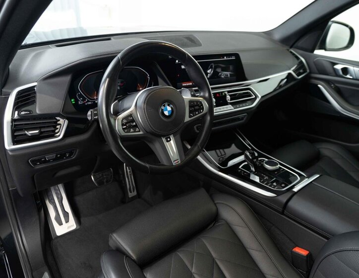 BMW X5 SUV / Terénní 3,0 l 250 kw