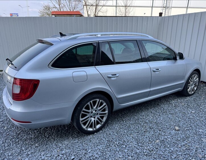 Škoda Superb Kombi 2,0 l 125 kw