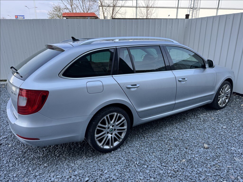 Škoda Superb Kombi 2,0 l 125 kw