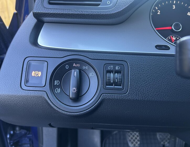 Volkswagen Passat Kombi 2,0 l 81 kw