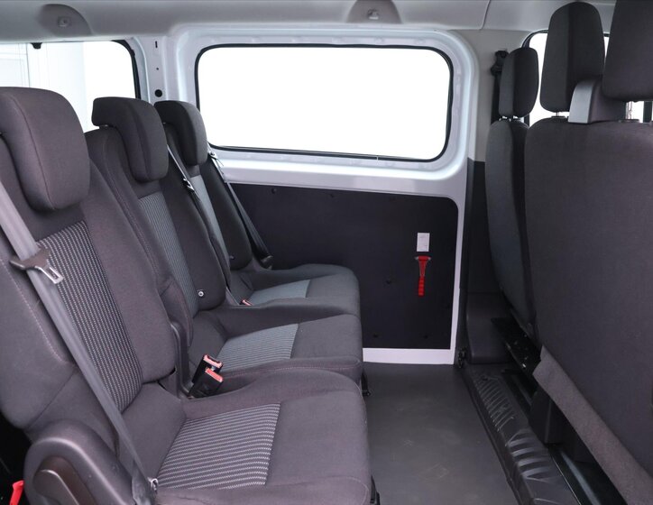 Ford Transit Custom Kombi 2,0 l 77 kw