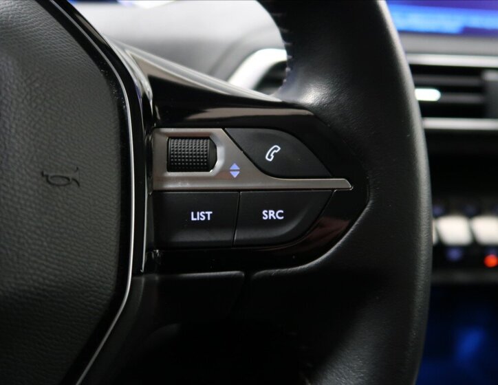 Peugeot 5008 MPV 1,5 l 96 kw