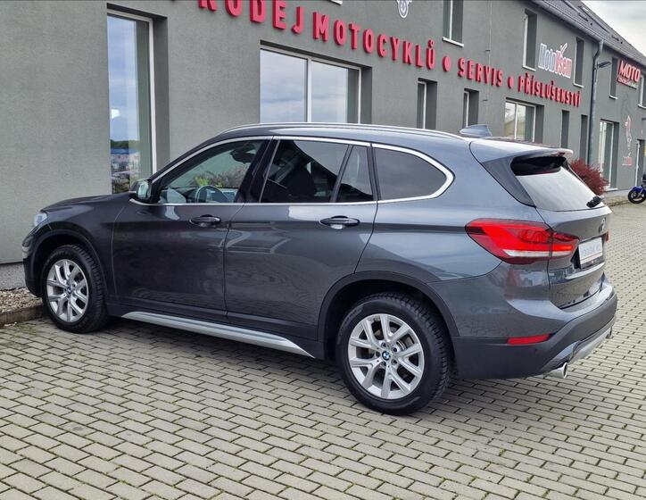 BMW X1 7