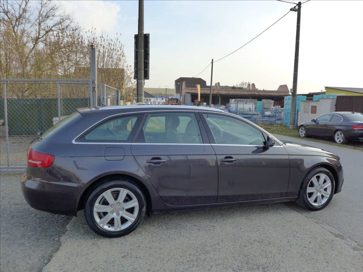 Audi A4 Kombi 2,0 l 105 kw