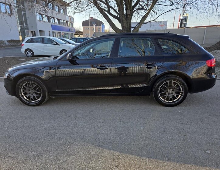Audi A4 Kombi 2,0 l 100 kw
