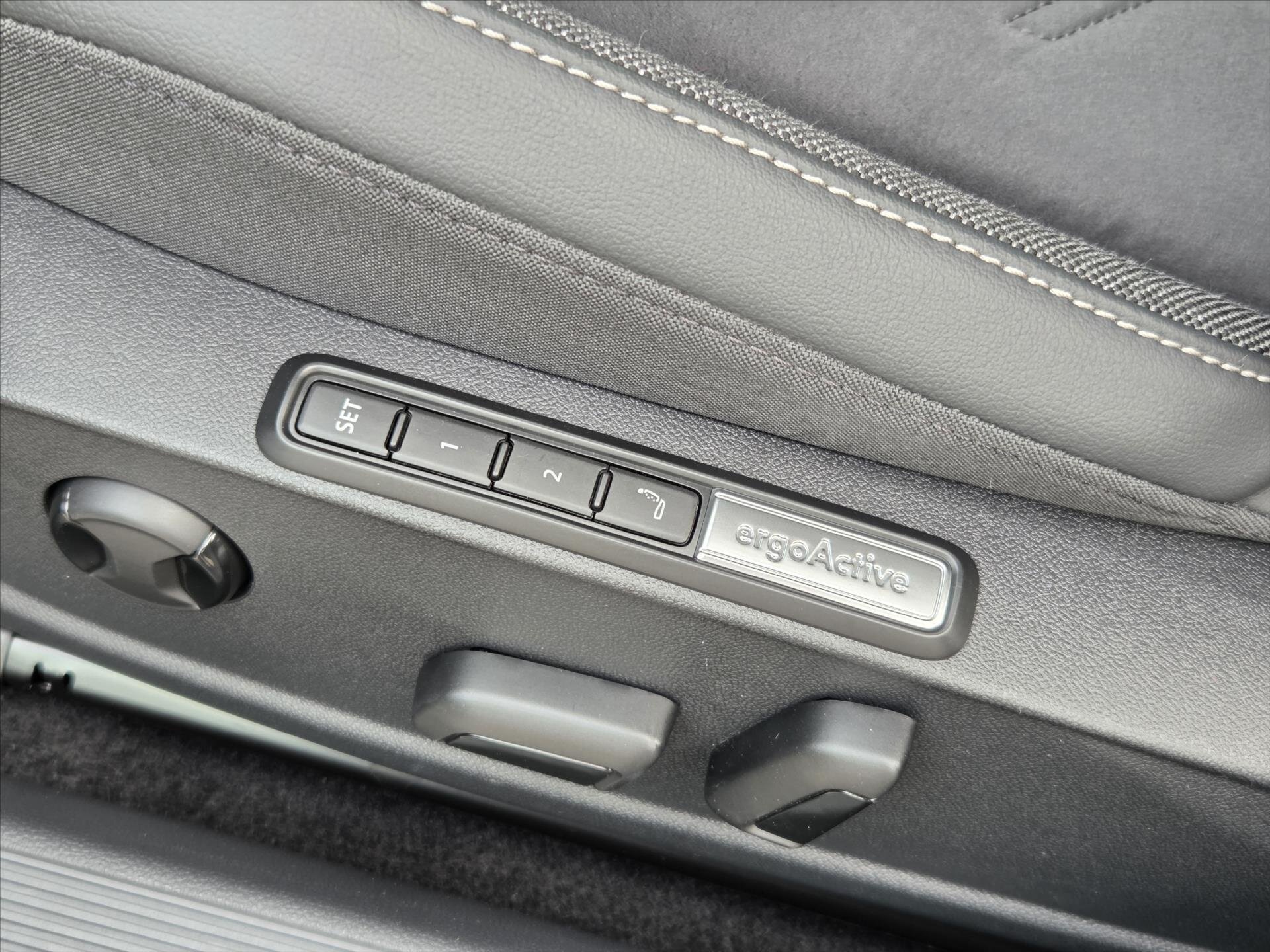 Volkswagen Golf Kombi 1,5 l 110 kw