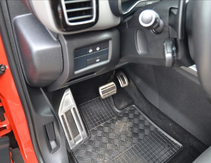 Citroën C5 Aircross SUV / Terénní 1,6 l 133 kw