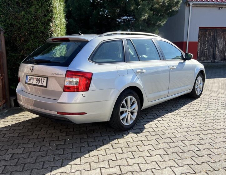 Škoda Octavia Kombi 1,6 l 85 kw