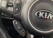 KIA Carens 14