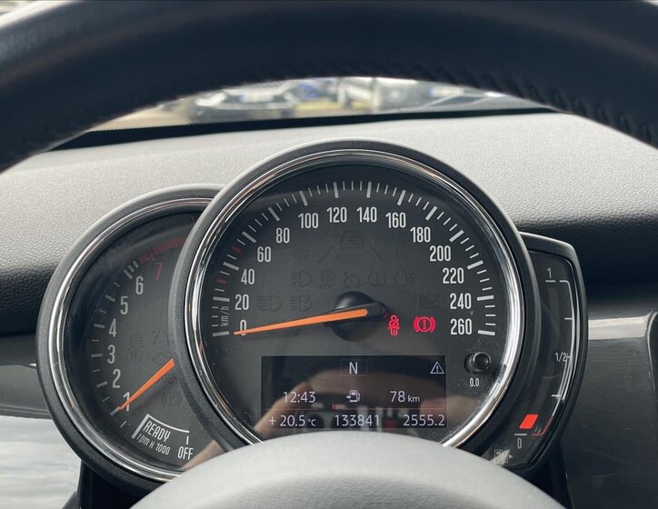 Mini Cooper Hatchback 1,5 l 100 kw