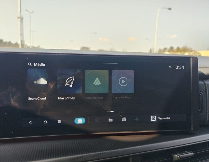 Hyundai Santa Fe SUV / Terénní 1,6 l 158 kw