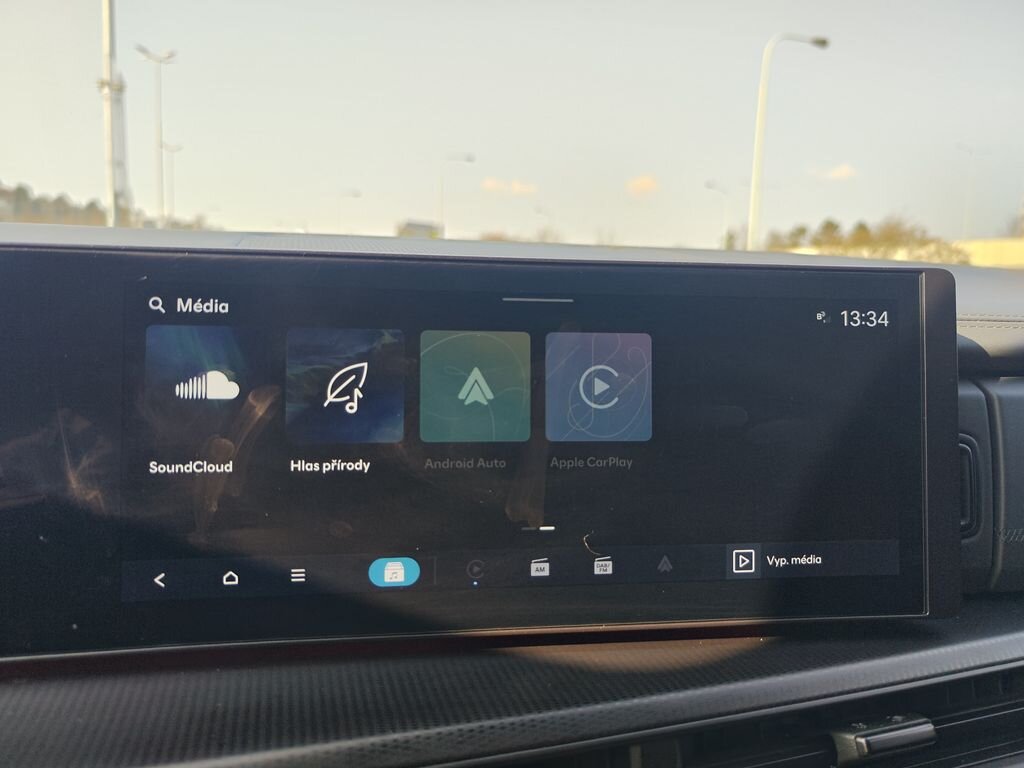 Hyundai Santa Fe SUV / Terénní 1,6 l 158 kw