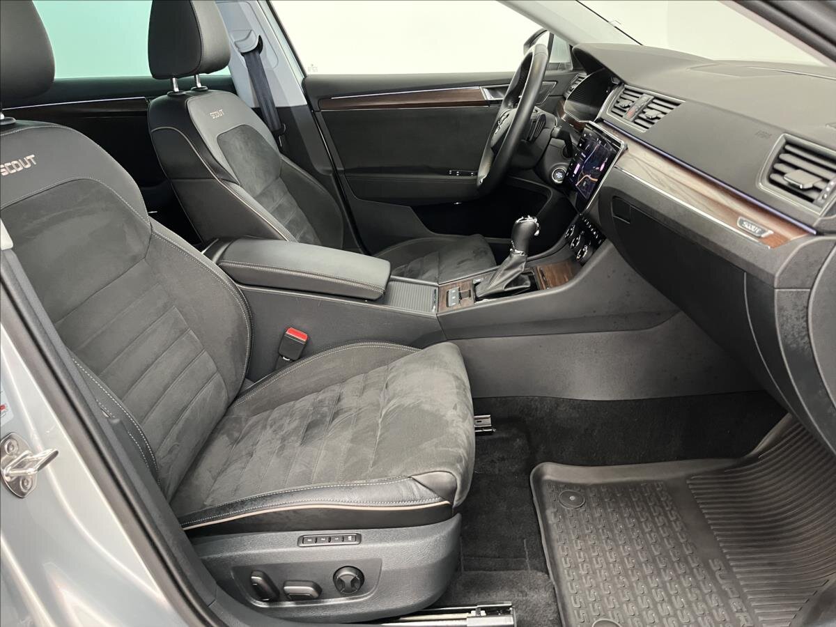 Škoda Superb Kombi 2,0 l 147 kw