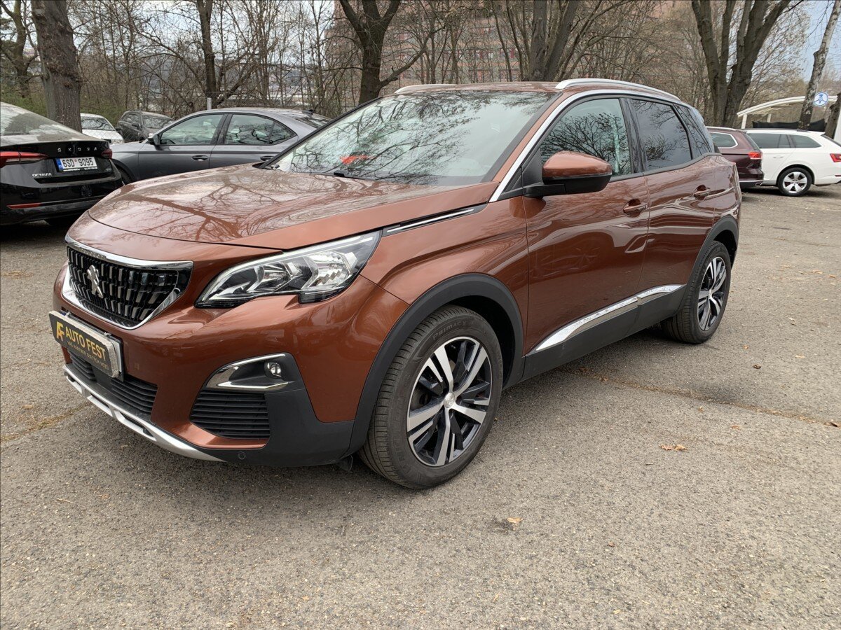 Peugeot 3008 SUV / Terénní 1,2 l 96 kw