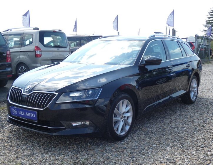 Škoda Superb Kombi 1,5 l 110 kw
