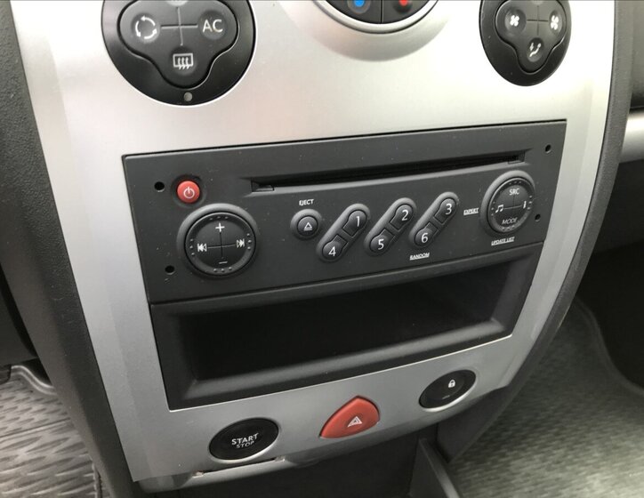 Renault Mégane Sedan / Limuzína 1,4 l 72 kw