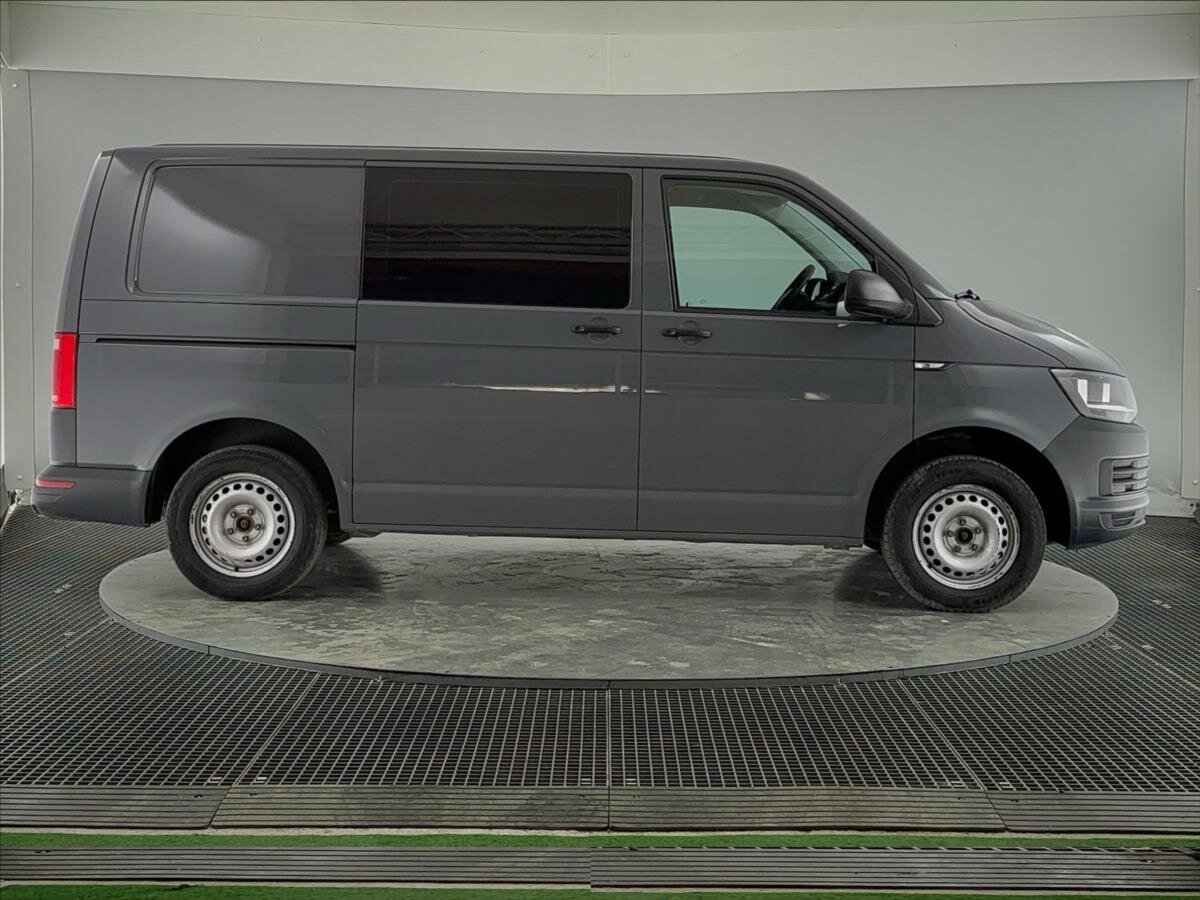 Volkswagen Transporter Kombi 2,0 l 110 kw